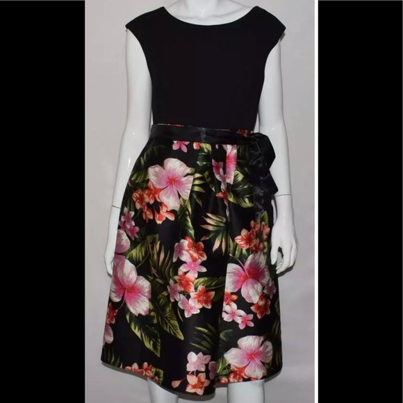 Signature by Sangria Dresses & Skirts - Women’s Formal Short Dress Sizes 14 16 Floral Fit & Flare Tie Waist Sangria Gown